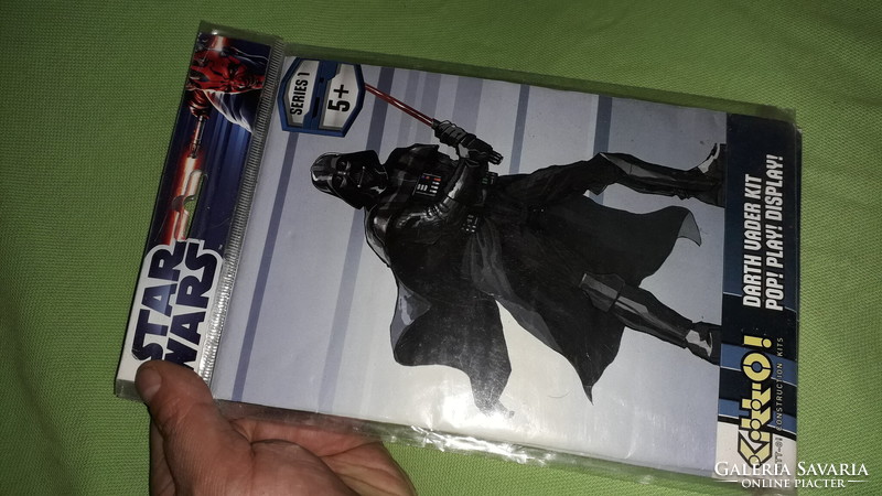 Retro star wars 3d darth vader figure can be glued together in a flawless piece according to the pictures