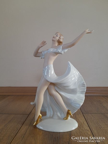 Old wallendorf porcelain dancer