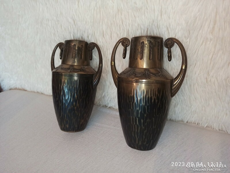 2 antique Art Nouveau vases from a couple's inheritance