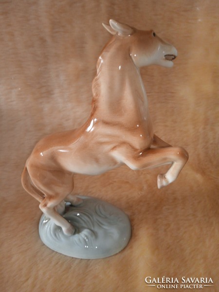 Royal dux ló szobor eladó