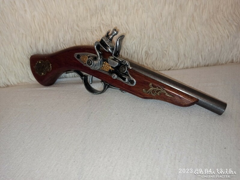 A flintlock pistol in excellent condition from a legacy