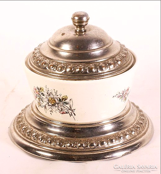 Bonbonnier with silver-plated top and base