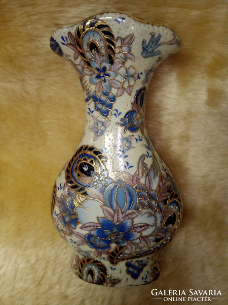 Ritka kék színű gazdagon aranyozott kínai váza