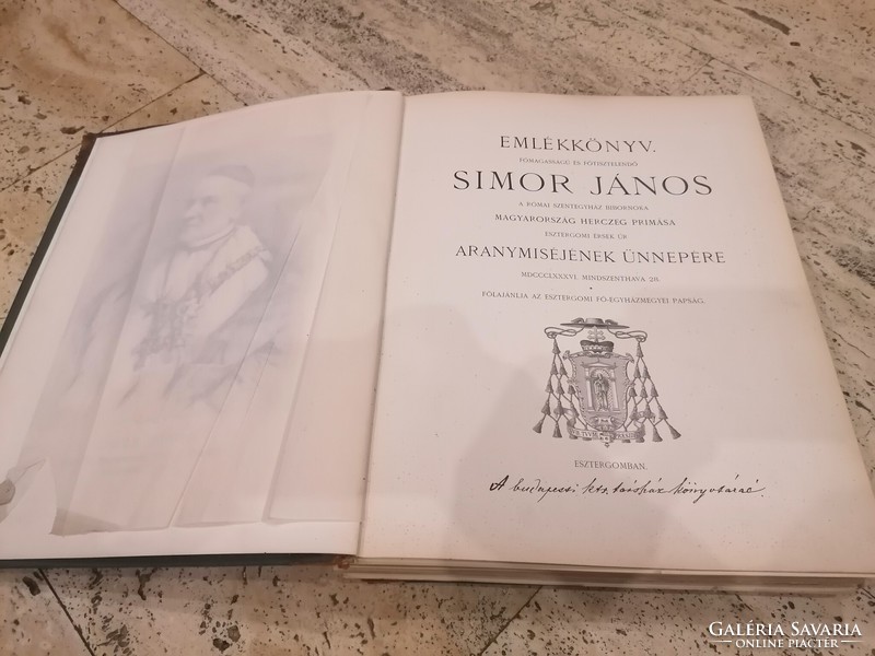 Simor album. Memoir. The high and revered John Simor is the cardinal of the Roman holy church (p25