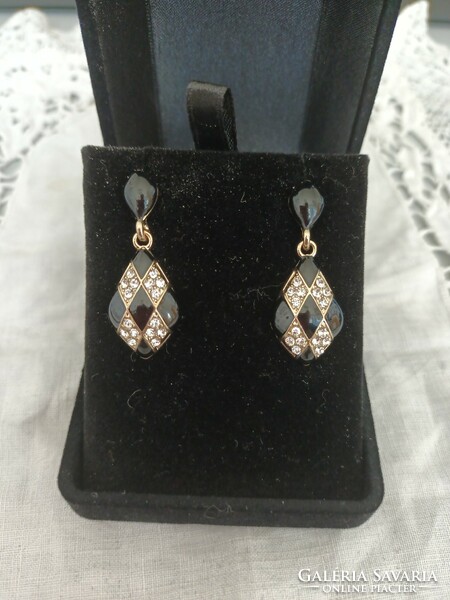 New beautiful dangling earrings with fire enamel and silver insert for sale!