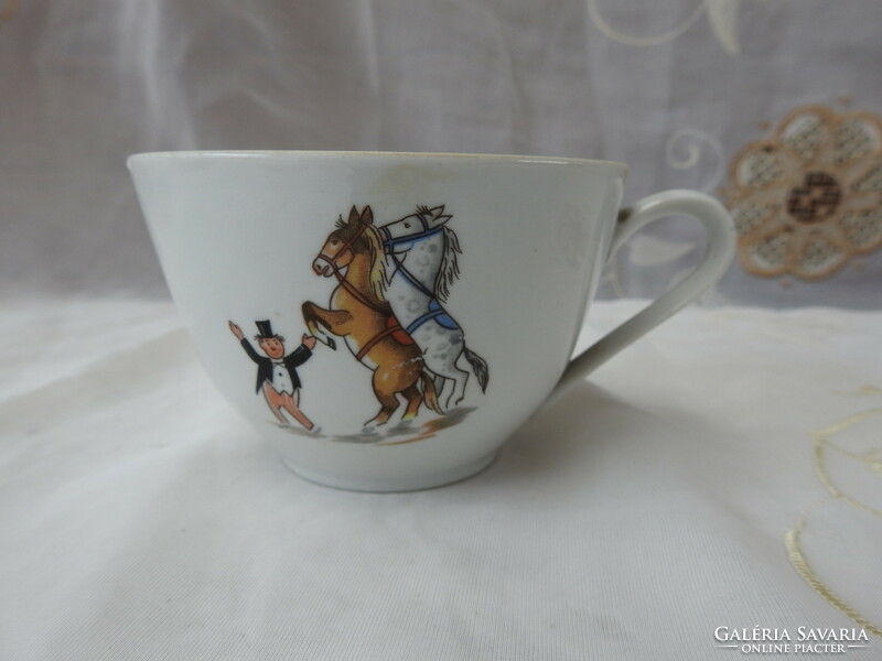 Lóidomár - cirkuszi jelenet _ német Colditz porcelán teás csésze