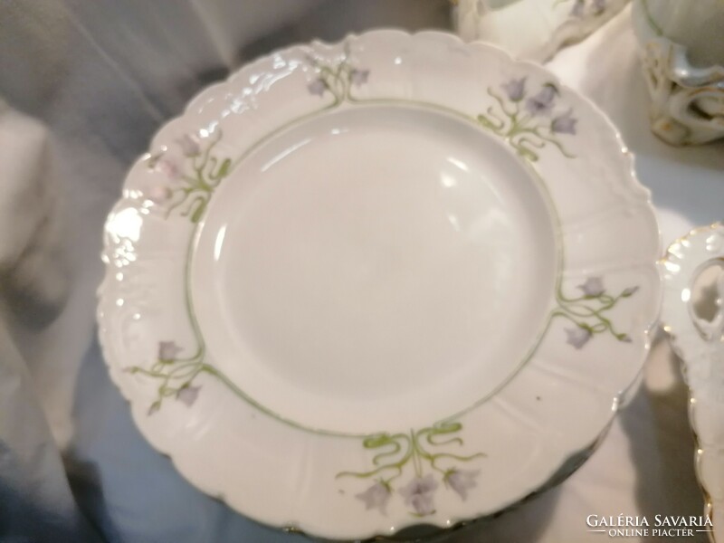 PL S Vienna antik porcelán étkészlet egy része