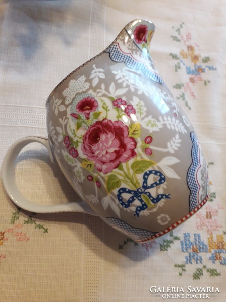 Pip studio English porcelain jug