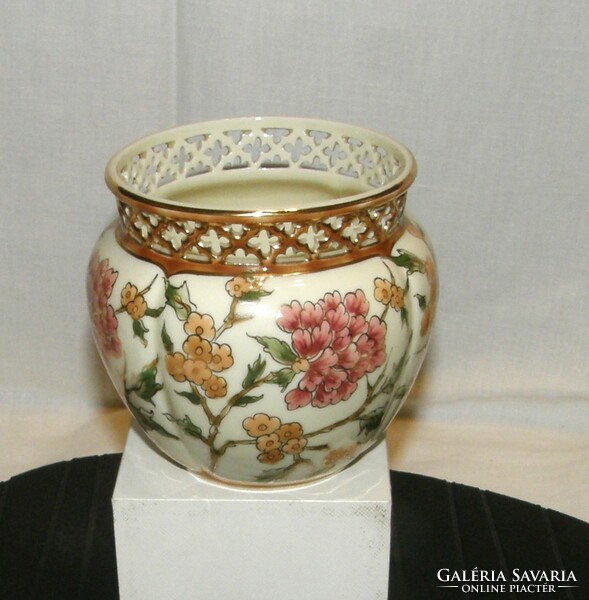 Zsolnay openwork vase with flower pattern - exclusive porcelain