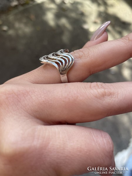 Silver ring with big waves