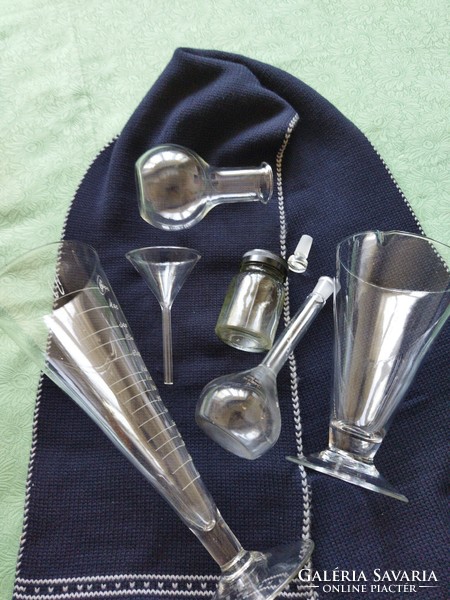Pharmacy glass tools in one