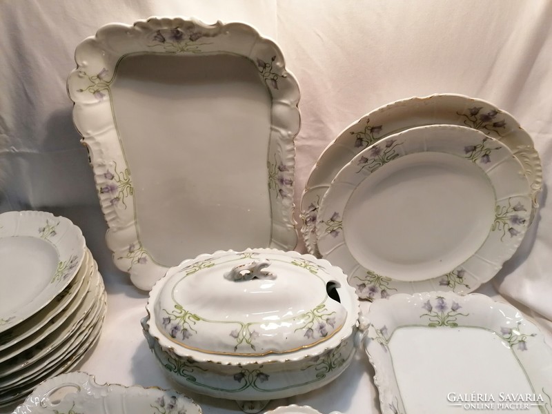 For example, a part of Viennese antique porcelain tableware