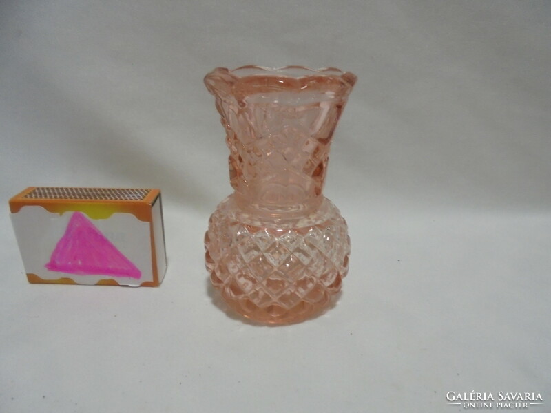 Rózsaszín üveg ibolya váza