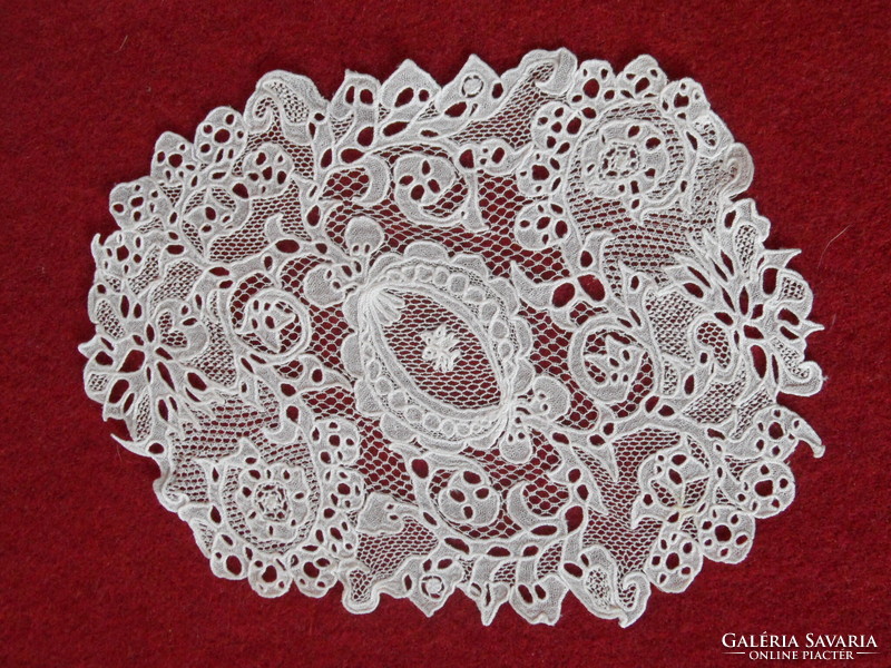 Fish lace tablecloth