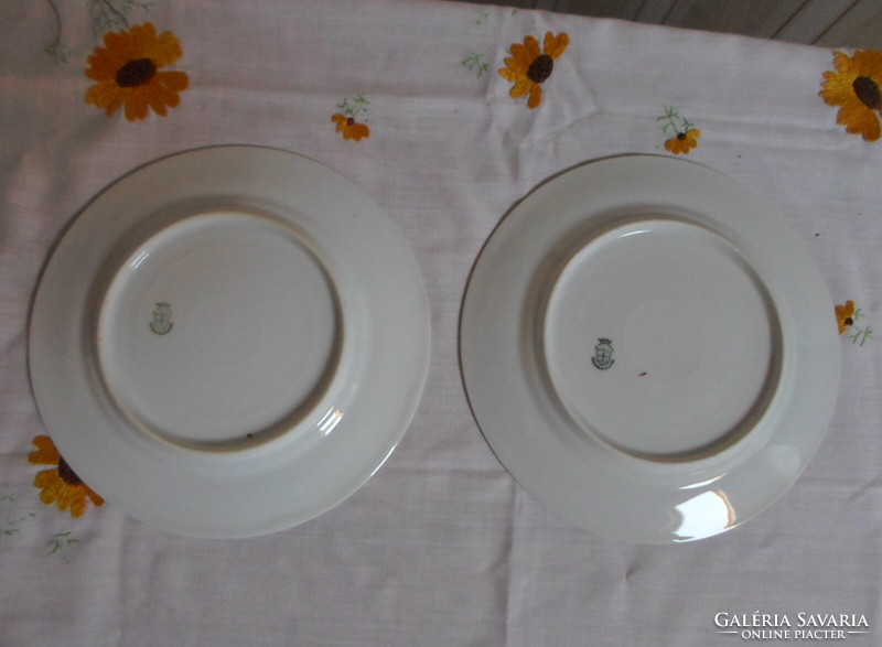 Cseh porcelán (MCP), aranyszegélyes fehér tányér 3. (kistányér; csehszlovák, Czechoslovakia)