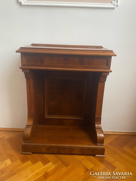 Biedermeier prayer bench