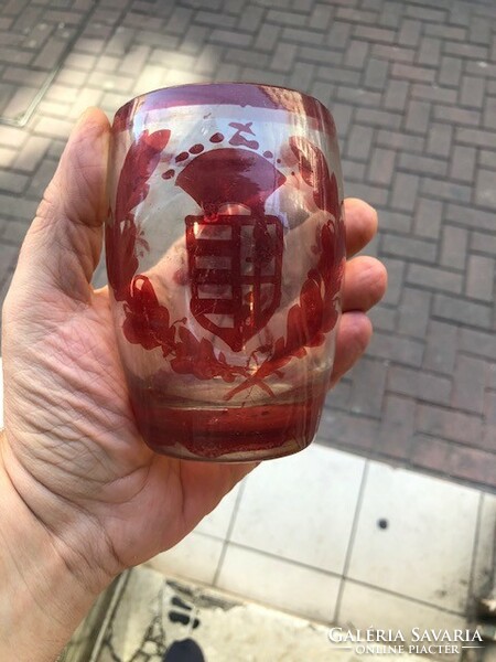 Antique crimson stained memorial cup with coat of arms, kossuth coat of arms, 14 cm, bidermeier