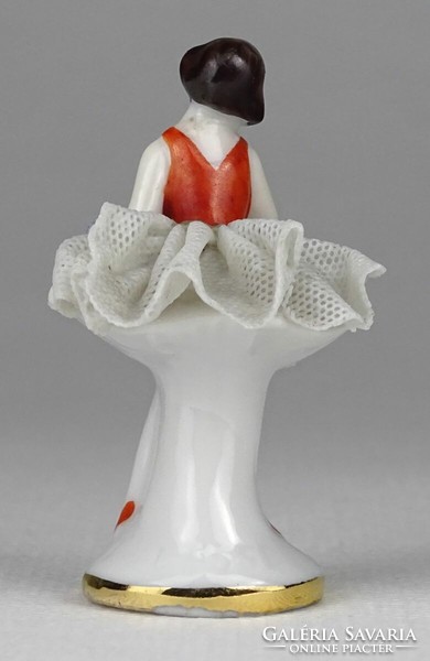 1O146 Régi porcelán mini balerina 5.5 cm