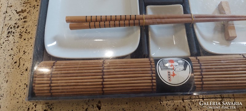 2 original sushi sets