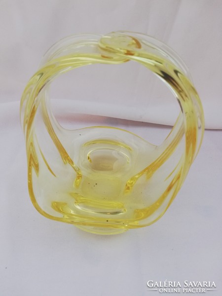 Citromsárga bohémia üveg asztalközép