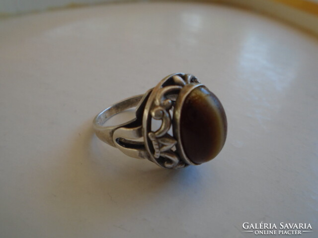 Látványos Csiszolt kaboson formájú Tigrisszemmel masszív ékszer  foglalatban,női  gyűrű