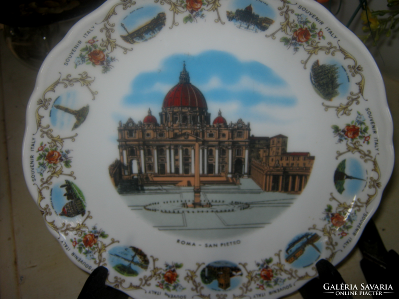Decorative plate, Rome, Saint Peter's Square