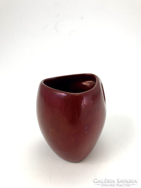 Zsolnay vase with burgundy iridescent glaze, designed by Palatine Judit - 4911