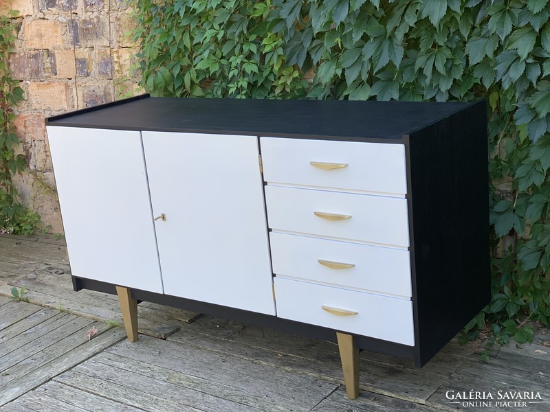 Retro 4-drawer chest of drawers