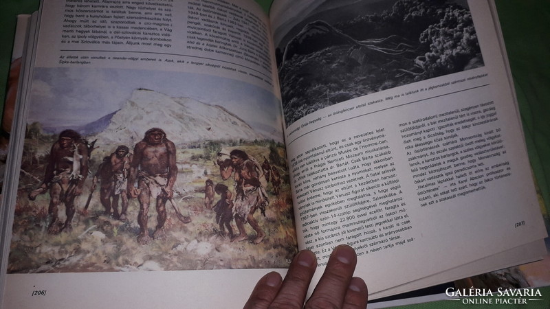 1973.Josef Kleib: Ádám nyomában könyv az ősember koráról gyönyörű rajzokkal OLVASATLAN állapotban