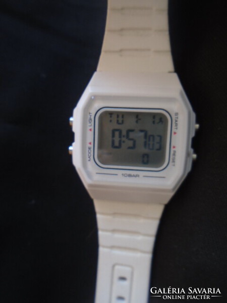 New! Super sports watch - lcd / display, date, alarm function, etc