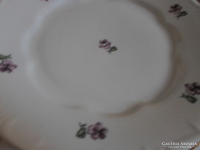 Zsolnay porcelán ibolyás tányér 1. (lapos)