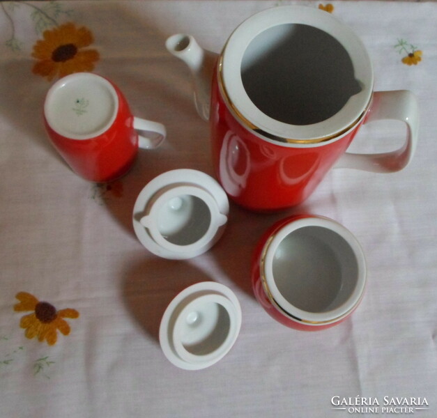 Hölóháza porcelain, red coffee set (mocha set): pot, pourer, cups, saucer