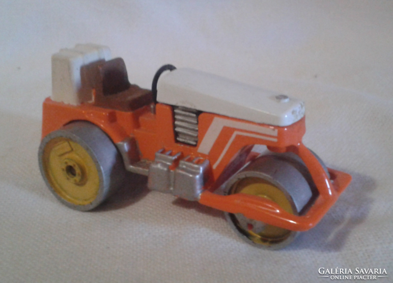 Vintage metal road roller model