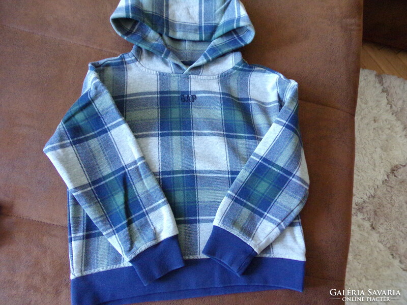 Gap hooded sweatshirt for boys