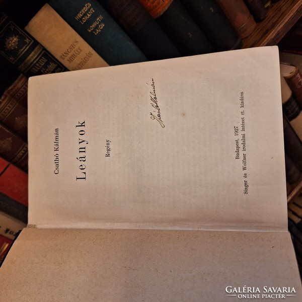 RRR!!! 1927 első kiadások a LÁNYOK-ANYÁK-NAGYANYÁK regény trilógia 2 kötetbe kötve