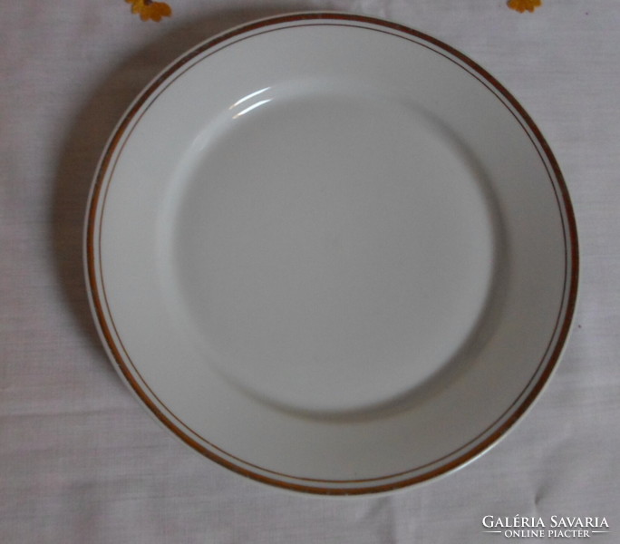 Alföld porcelain, white plate with gold rim 3. (Small plate with gold rim, cake)