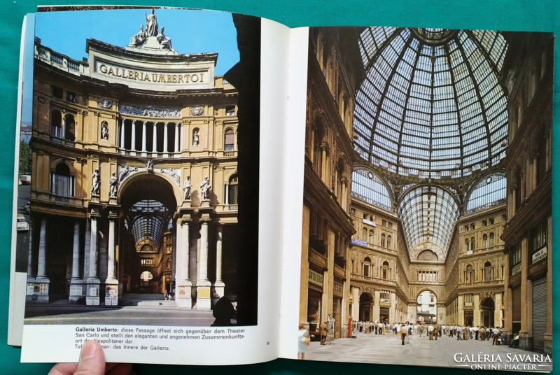 Loretta Santini: Neapel und Umgebung 187 Farbtafeln > Idegennyelvű könyv > Német