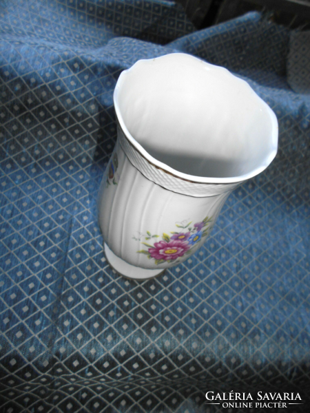 Hollóházi porcelán,váza- Hajnalka mintás .18 cm