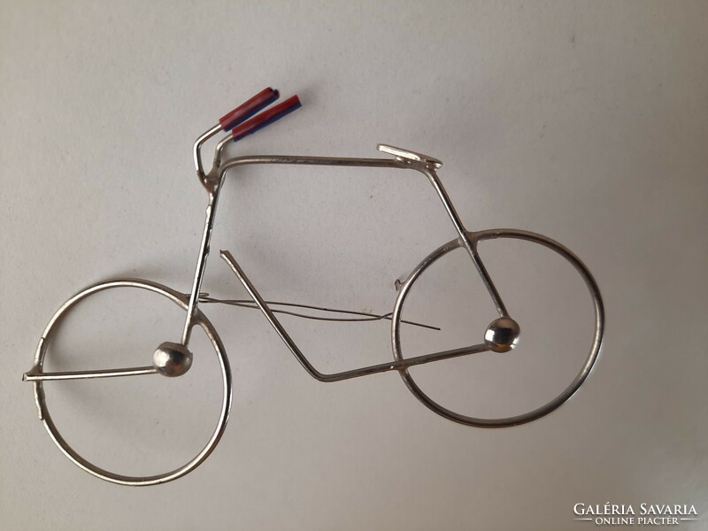 Art Deco bicikli formájú alpakka kitűző, bross, bizsu