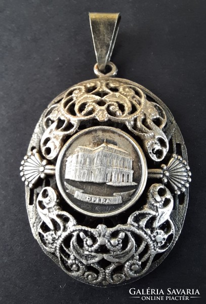 Antique openwork alpaca pendant, pendant, with the image of the opera house, bijoux