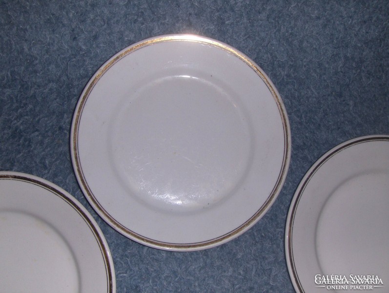 Zsolnay porcelain plate 4 Miskolc catering company (s-17)