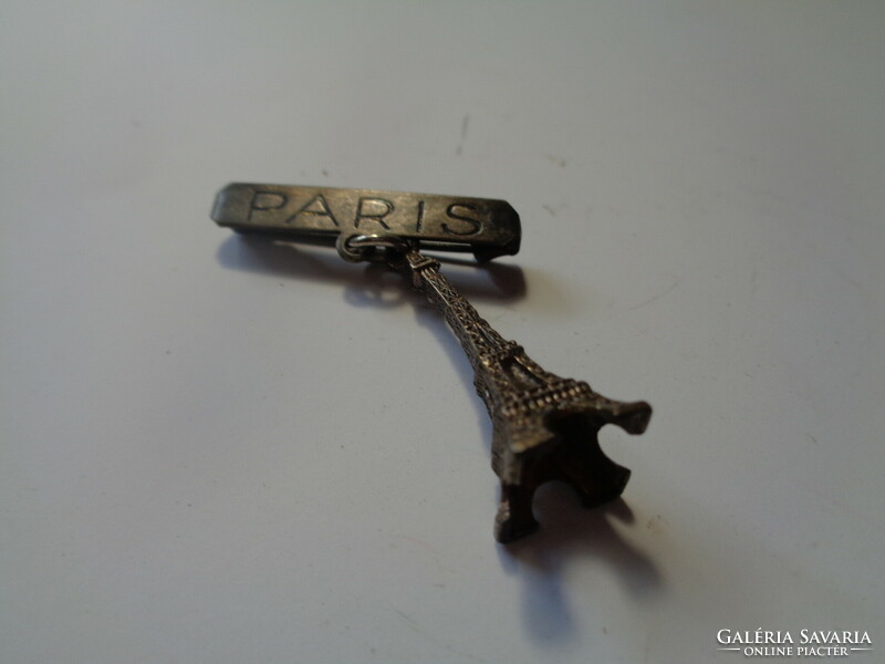 Párizs  , emlék medál  , 3 x 4  cm