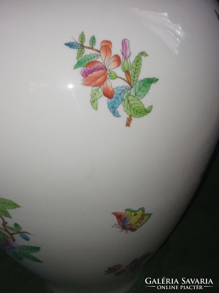 Rare antique Herend giant vase with lid, victoria va version