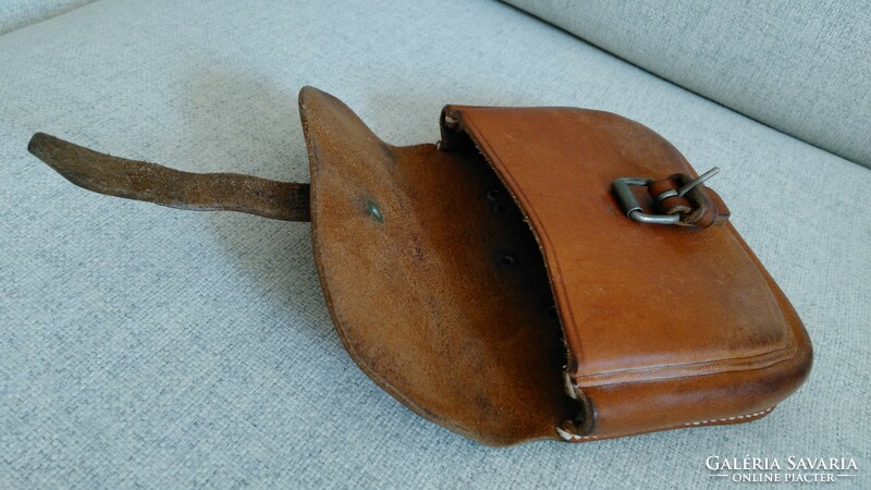 Men's bag, brown cowhide one-piece massive belt bag - can also be a bicycle bag - a timeless piece