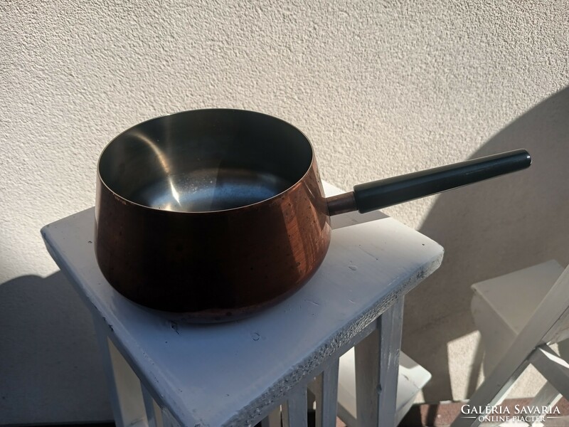 Vintage copper pot with vinyl handle. Sigg switzerland. Negotiable!