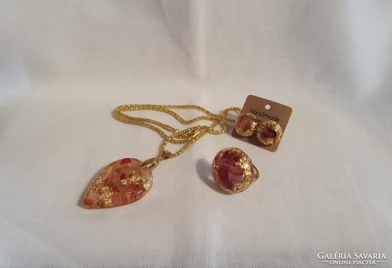 Resin jewelry set