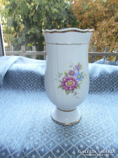 Hollóházi porcelán,váza- Hajnalka mintás .18 cm