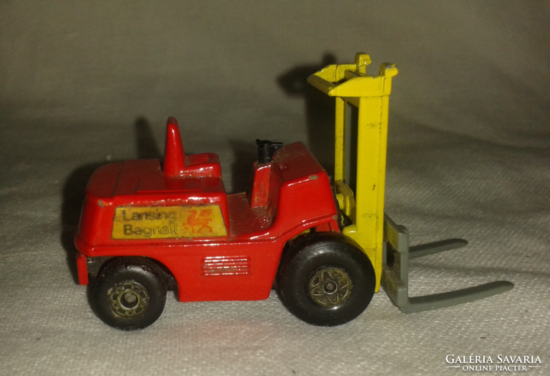 Matchbox super fast fork lift truck #15 1972 made in England Lesney vintage