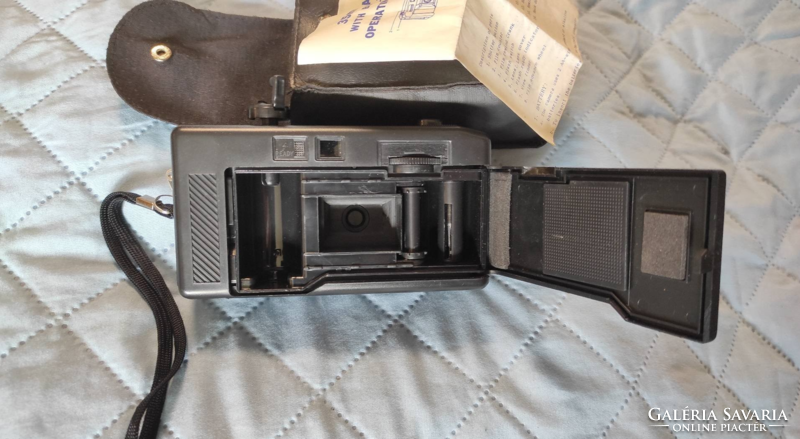 Mikona mv-828, 35mm film camera