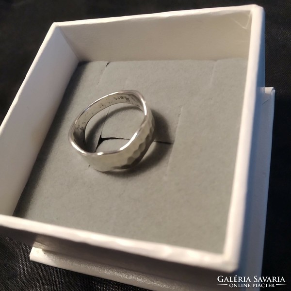 Hammered women's silver wedding ring